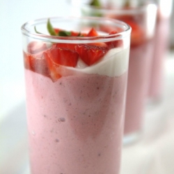 Fresh Strawberry Mousse