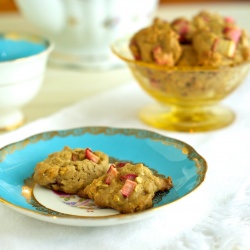 Rhubarb Oatmeal Cookies