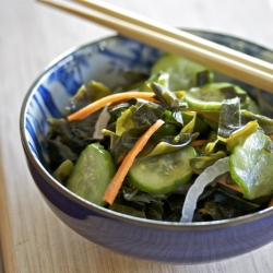 Cucumber Wakame Salad