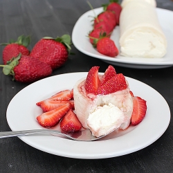 Meringue Roulade