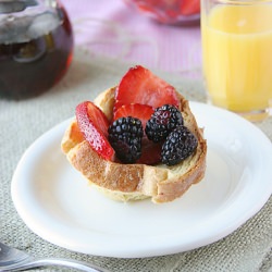 Berry Tasty Breakfast Cups