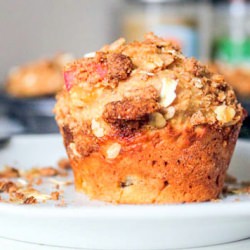 Sky High Apple Pie Muffins