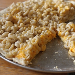 Macaroni & Cheese Pizza