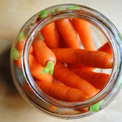 Peppered Pickled Carrots