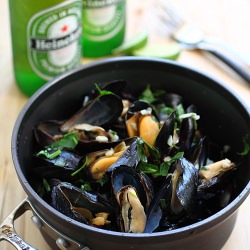 Beer Steamed Mussels