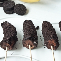 PB Chocolate & Oreo Banana Pops