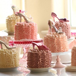 Ruffled Ribbon Princess Cakes