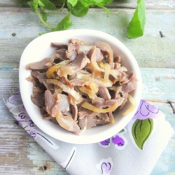 Chicken Gizzard Salad