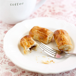 Petit Pains au Chocolat