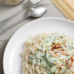 Spaghetti with Shrimp and Spinach