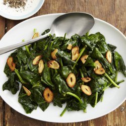 Wilted Spinach w/ Roasted Garlic