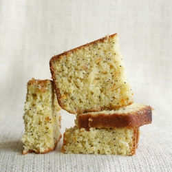 Orange poppy seed cake