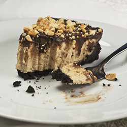 Creamy, Chocolate Peanut Butter Pie