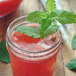 Watermelon Spritzers with Lemon