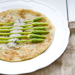 Wild Asparagus w/ Scallion Pancake