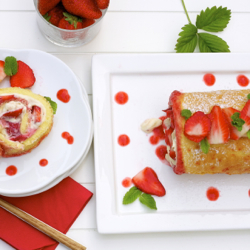 Strawberry & Mascarpone Swiss Roll