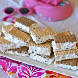 Easy Homemade Ice Cream Sandwiches