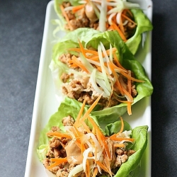 Lettuce Wraps with Hoisin-Peanut