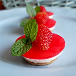 Strawberry Jelly Cheesecakes