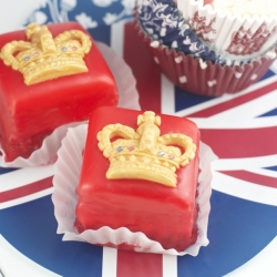 Diamond Jubilee Petit Fours