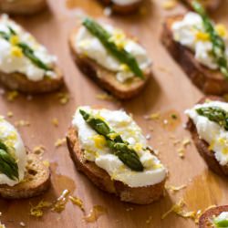 Ricotta Crostini