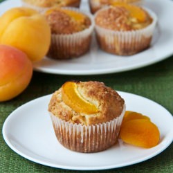 Apricot Oatmeal Muffins