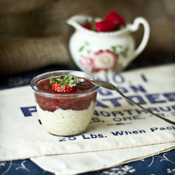 Vanilla Rice Pudding with a Compote