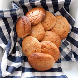 Honey & Cinnamon Cookies