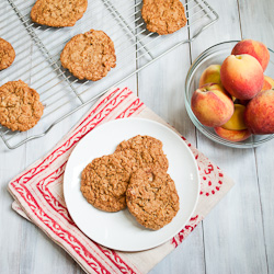 Oatmeal Cookies with Dried Peaches