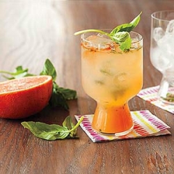 Grapefruit-Basil Gin Fizz