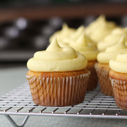 Pineapple Cream Cheese Cupcakes