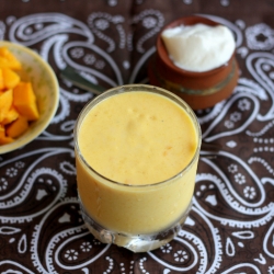 Mango lassi