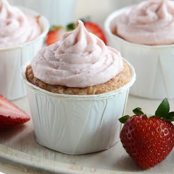 Fresh Strawberry Cupcakes