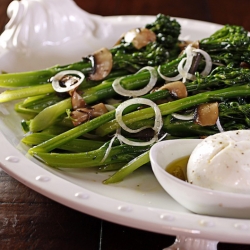 Broccolini Salad