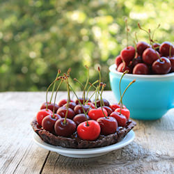 Cherry and nutella tart