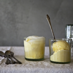 Mango-Ginger Ice Cream Floats