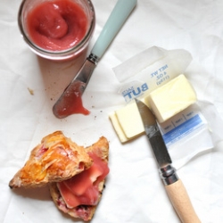 Spelt Scones with Rhubarb Puree