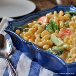 Creamy Cheddar and Vegetable Pasta