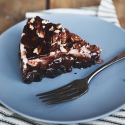 Hot Fudge & Ice Cream Pie