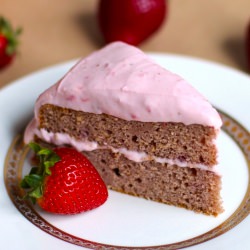 Strawberry Sponge Cake + Frosting