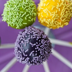 Coffee Cake Pops