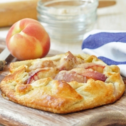 Peach Crostata