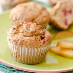 Cinnamon Pluot Muffins