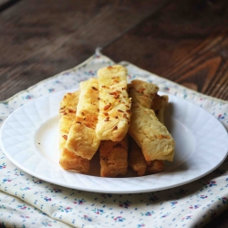 Easy Garlic Bread Sticks