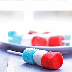 Fourth of July Marshmallow Pops