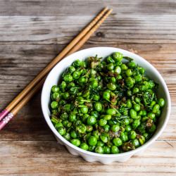 Stir-fried Garlic Peas