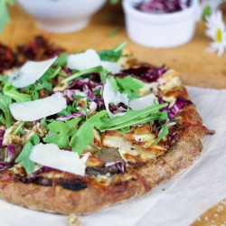 Chicken Arugula Parmesan Pizza