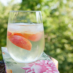 Peach Wine Spritzer