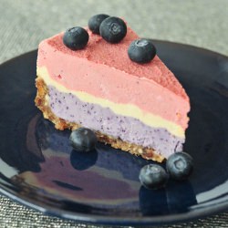 Triple Berry Raw Cheesecake