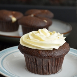 Chocolate surprise cupcakes